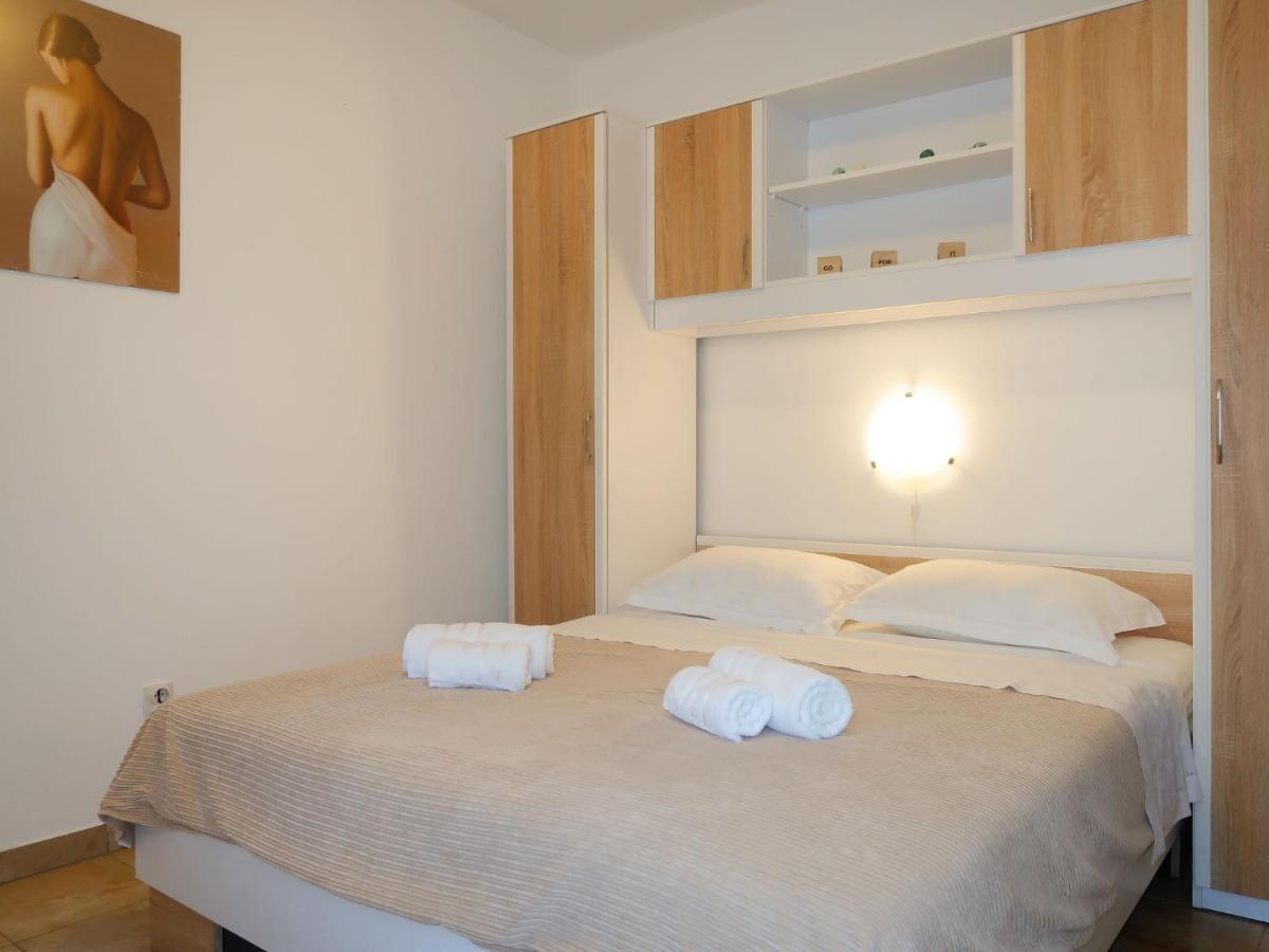 Kornić Apartment Meri - Krk211 By Interhome מראה חיצוני תמונה