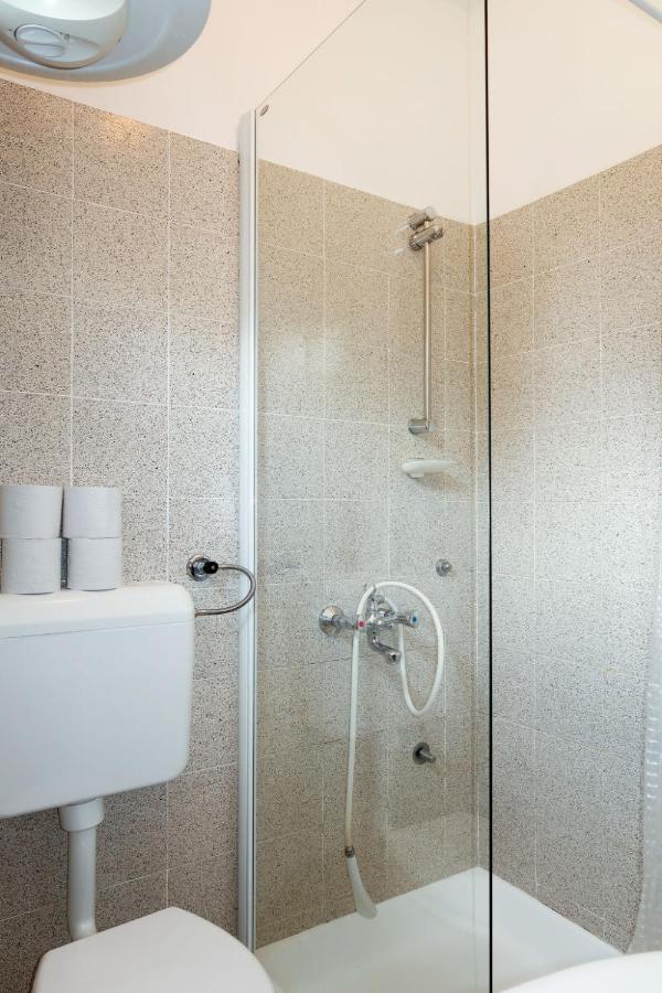 Kornić Apartment Meri - Krk211 By Interhome מראה חיצוני תמונה